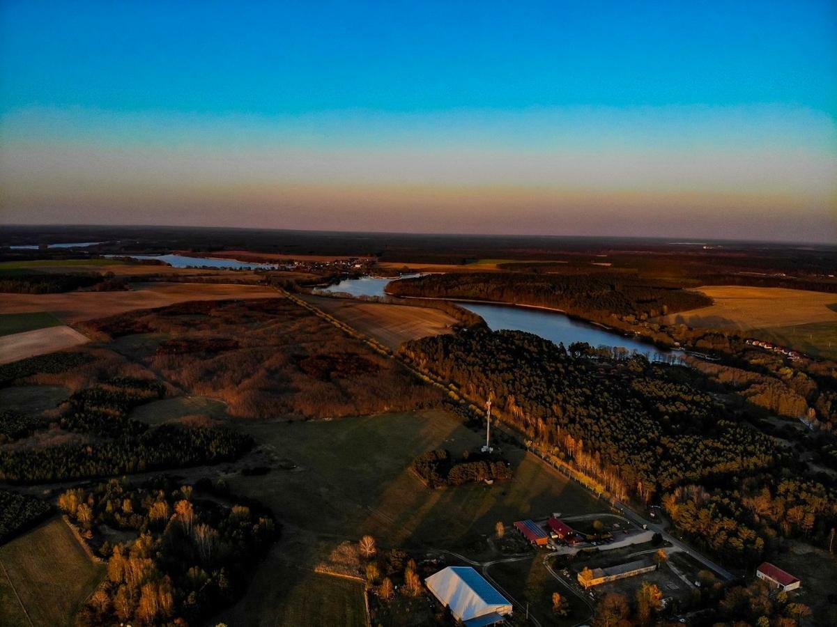 Ferienhaus Mit 2 Fewo In Mecklenburg Appartamento Wesenberg Esterno foto