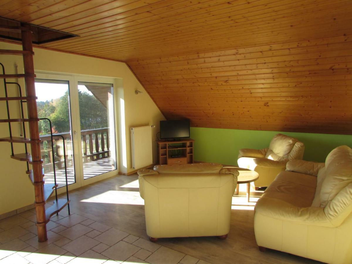 Ferienhaus Mit 2 Fewo In Mecklenburg Appartamento Wesenberg Esterno foto