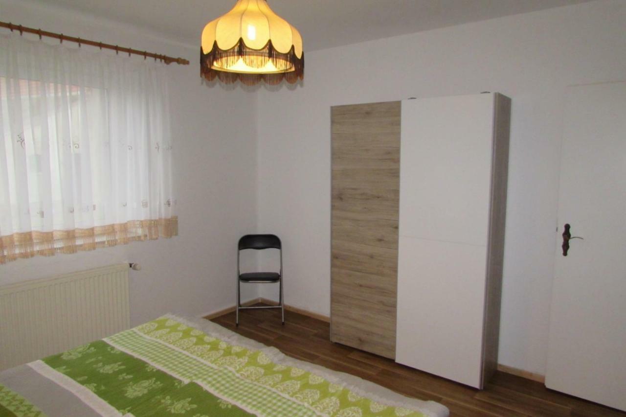 Ferienhaus Mit 2 Fewo In Mecklenburg Appartamento Wesenberg Esterno foto